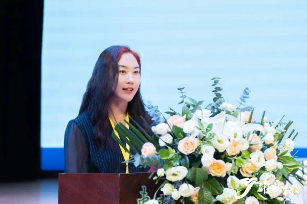 百校齐聚冰城竞锋芒，十一载薪火铸匠心：第十一届“雄鹰杯”小动物医师技能大赛盛大开幕 
