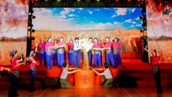 旧宫镇2026年舞蹈艺术节圆满收官，原创音诗画《征途·荣光》致敬长征精神