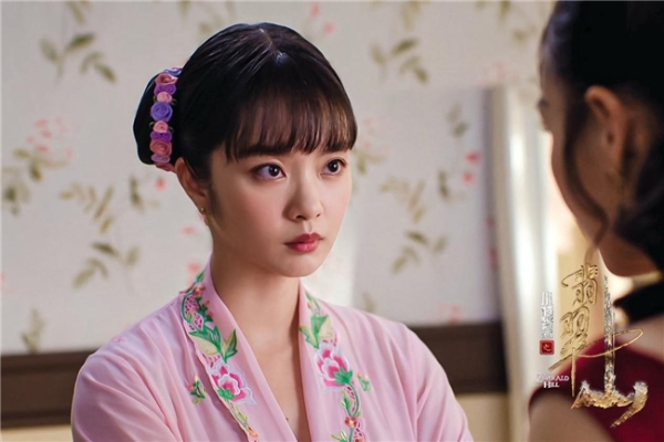 《小娘惹之翡翠山》热度飙升 黄暄婷凭“张安娜”交出亮眼口碑成绩单 