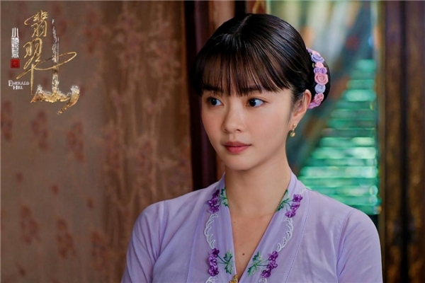 《小娘惹之翡翠山》热度飙升 黄暄婷凭“张安娜”交出亮眼口碑成绩单 