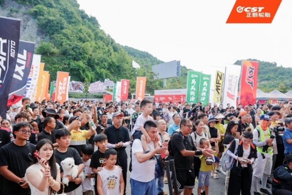 贵阳赛道高燃收官,正新轮胎持续拓宽摩托车运动文化边界 