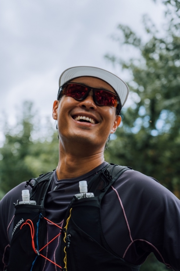 突破山野初体验！杨祐宁顺利完赛 UTMB‑ETC 组别，解锁人生首场越野跑 