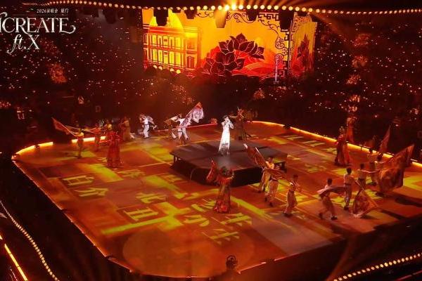 丁禹兮厦门演唱会融入闽南文化：高甲戏登台，非遗文化在万人现场焕发新生