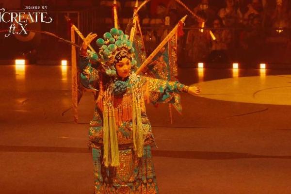 丁禹兮厦门演唱会融入闽南文化：高甲戏登台，非遗文化在万人现场焕发新生