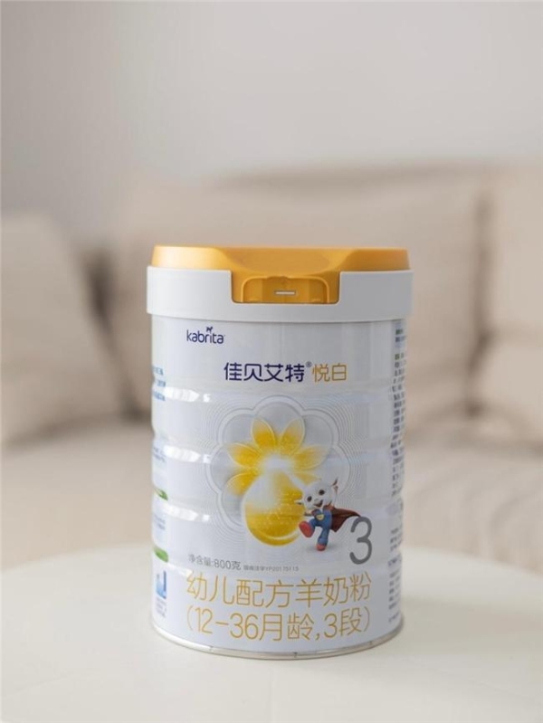 母乳转奶粉推荐什么牌子？看完这些关键信息再做决定 