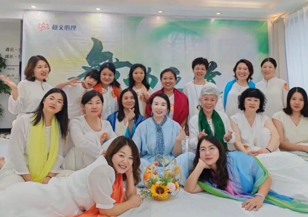 从前修路架桥，如今治愈人心丨全民幸福社专访工程师陈思妙 