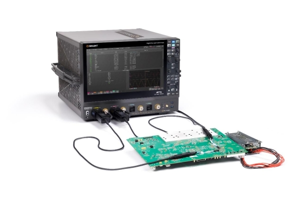 再立国产示波器新标杆！搭载40GHz前端芯片组，鼎阳科技发布33GHz/12-bit高带宽实时示波器！ 