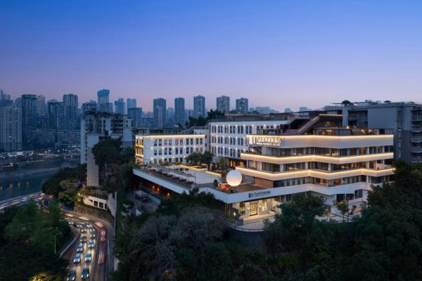 不靠增房增床：万达美华酒店如何用设计激活每一平米的收入含金量 