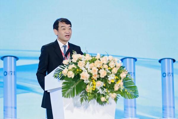 西普会观察：薇诺娜以妆械联合重构药房皮肤健康服务 