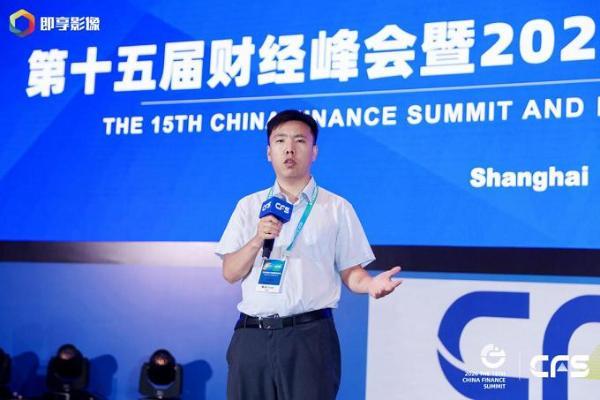 万典律所荣膺“2026年度攻坚律师团队”：十七年深耕行政法赛道，以专业与初心铸就标杆 