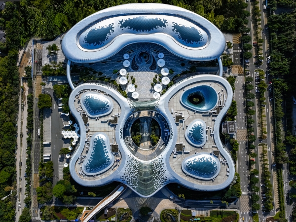 十二载深耕自贸港，一座“城”的进阶 中免集团三亚国际免税城迎来开业12周年 