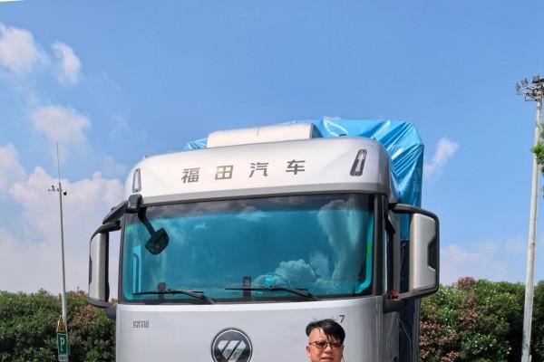 综合百公里油耗14L，有劲还省油？何师傅：欧航H7重卡打破了我的刻板印象 
