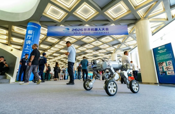 轮·车·足“三合一”，伽利略Galileo X亮相WRC2026，以大一统系统重构下一代移动底座 