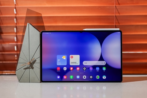 新学期资料太多？用三星Galaxy Tab S11系列帮你“各就各位” 