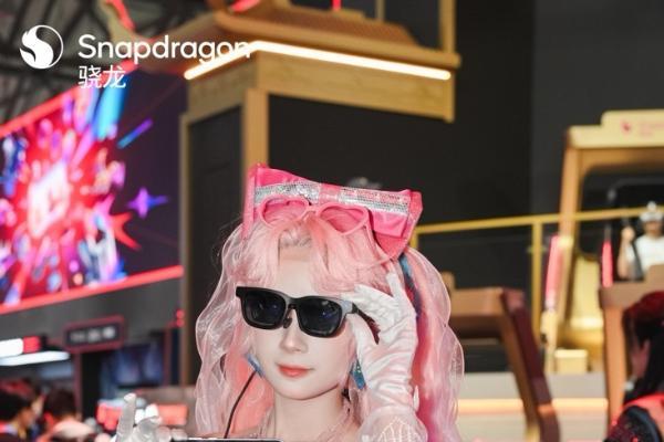VITURE 亮相 2026 ChinaJoy：一镜在手，玩转全场！