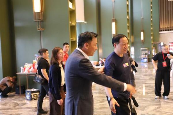 匠心服务圆满护航｜山西潇河新城万达酒店群顺利承接李宁羽网匹27Q1产品订货会 