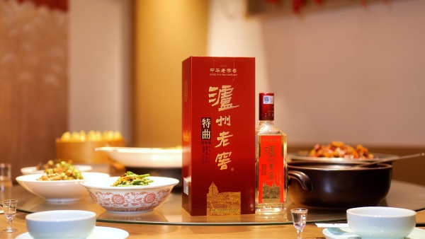 区域精耕，剑指宴席｜泸州老窖特曲大方瓶重磅上市 