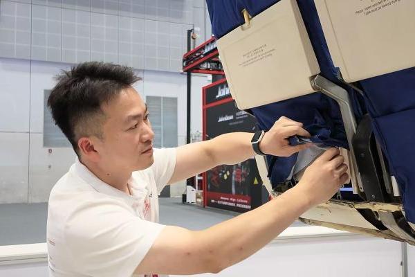 东航硬核五人团：有世赛出题人，也有赛场大管家