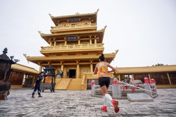 向山而跑逐梦太行 愚公故里激情燃动——2026中国山马越野系列赛暨首届济源山地越野（徒步）大会・全国徒步大会（河南济源站）举行 