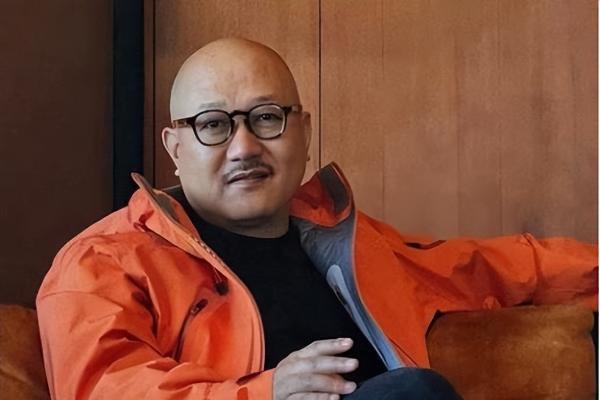 王小康执导华侨史诗大剧《山河颂》，以侨批为线，为百年侨史立传 