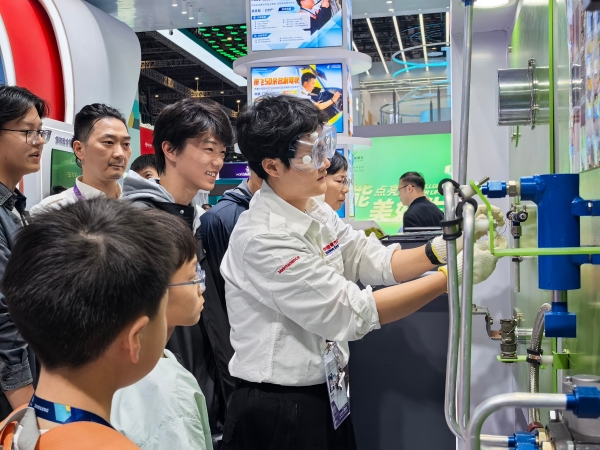 匠心护航，东航全方位助力第48届世界技能大赛圆满收官 