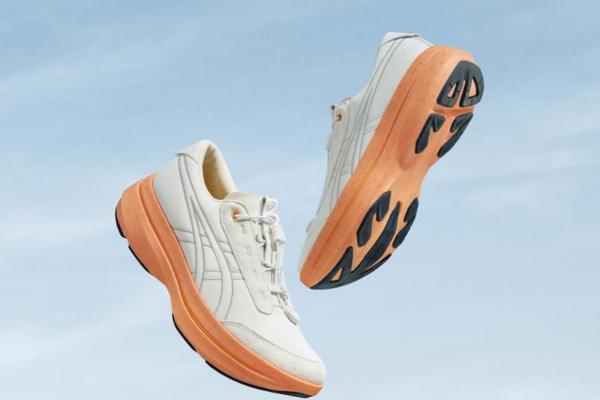 ASICS WALKING亚瑟士步履系列推出全新鞋款MOON AMBLE 