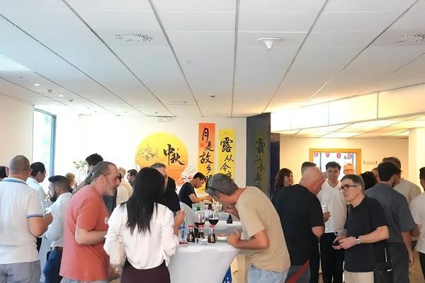 180吨！海外百年工厂焕发新生，中企实力赋能 