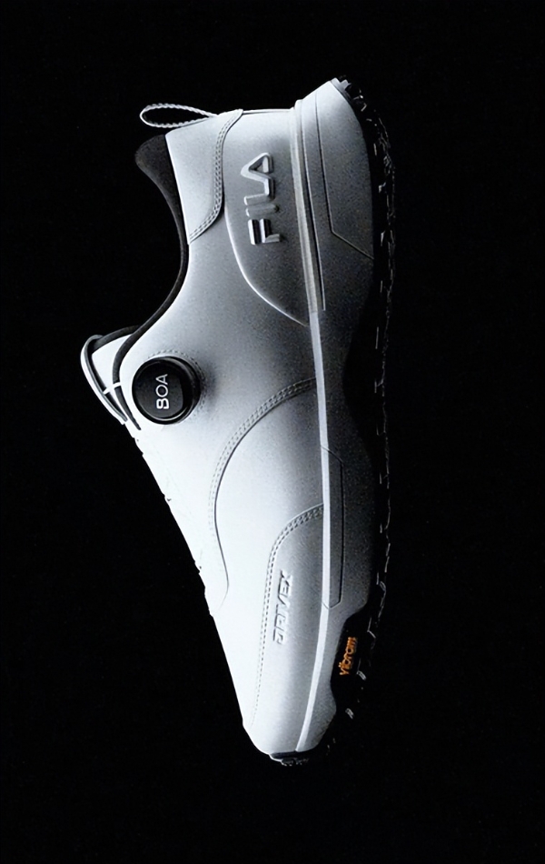 FILA GOLF稳局者，与中国高尔夫球国家代表队一起稳控全场 