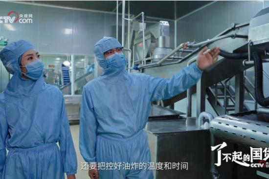 从“国民薯片”到透明工厂：央视镜头验证可比克全链路品质 