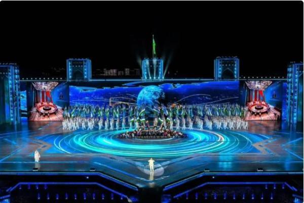 4250㎡！乌兹别克斯坦独立35周年庆典，洲明光显再获国家级认可 