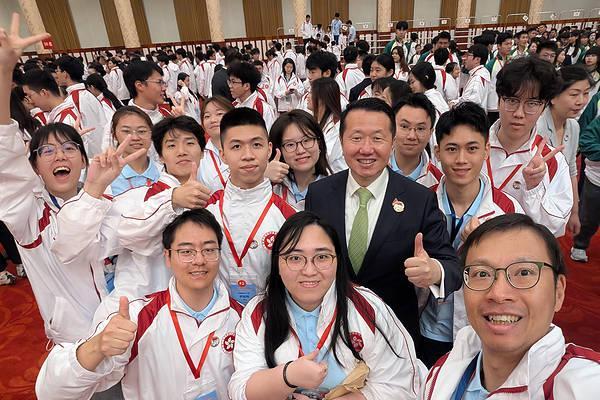 港城大护旗队参加“向国旗敬礼”访京代表团 感悟家国情怀与爱国使命 
