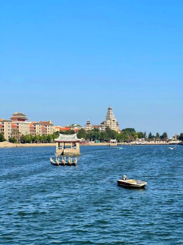 带娃厦门旅行总超预算？厦门100元以内可以玩的景点有哪些，两天四站这样排不踩坑