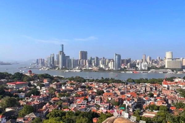 带娃厦门旅行总超预算？厦门100元以内可以玩的景点有哪些，两天四站这样排不踩坑