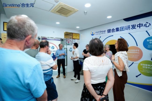 从诺曼底牧场到科研实验室，法国ISM与诺曼底农场主实地见证合生元领先品质与实力