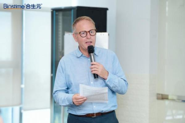 从诺曼底牧场到科研实验室，法国ISM与诺曼底农场主实地见证合生元领先品质与实力