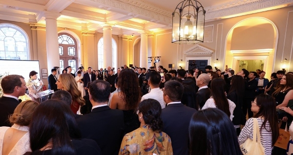 以物会心 | 2026年“新生万物——中国非遗与当代设计展”伦敦启幕 