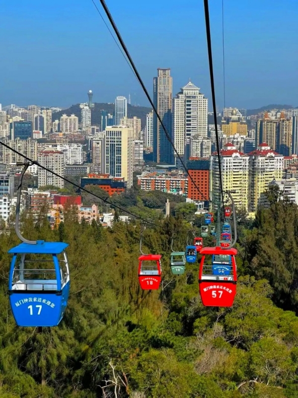 2026年厦门适合情侣约会的旅游打卡地全攻略，小众拍照出片地深度玩法指南 