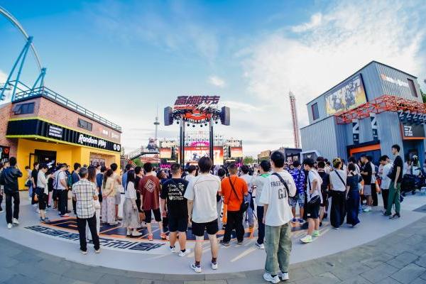 雅迪的长期主义产业布局：以智造筑基，与青年同行 