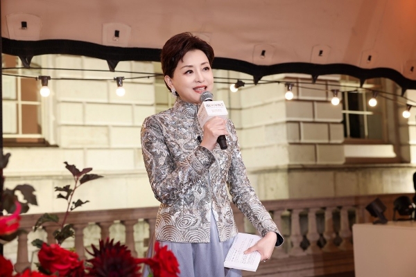 以艺会友，以物会心｜新生万物伦敦展中英文化之光晚宴点亮萨默塞特宫 