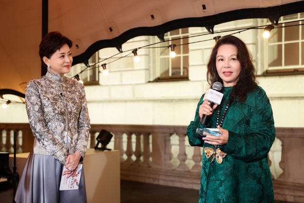 以艺会友，以物会心｜新生万物伦敦展中英文化之光晚宴点亮萨默塞特宫 