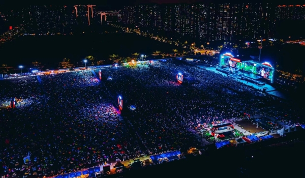 花王（中国）亮相银河左岸音乐节：“同美共生”与年轻世代共振共鸣 