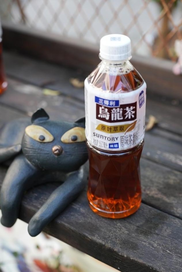 原叶是本分，风味是功夫：三得利乌龙茶的产品底色 