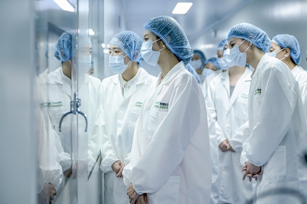 奈丝公主卫生巾质量透明开放日在湖北黄冈举行 