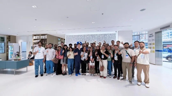 多维赋能 助力专科发展｜新瑞鹏擎势登场第二届小动物兽医专科发展大会 
