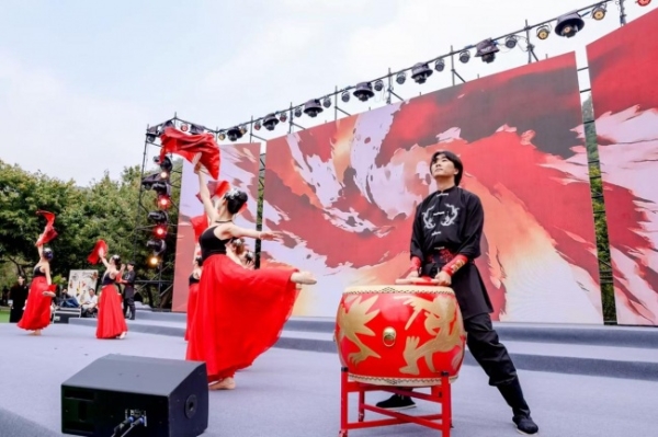 长城脚下庆丰收 文艺赋能乡村兴 2026北京长城文化节怀柔系列活动在怀柔九渡河启幕 