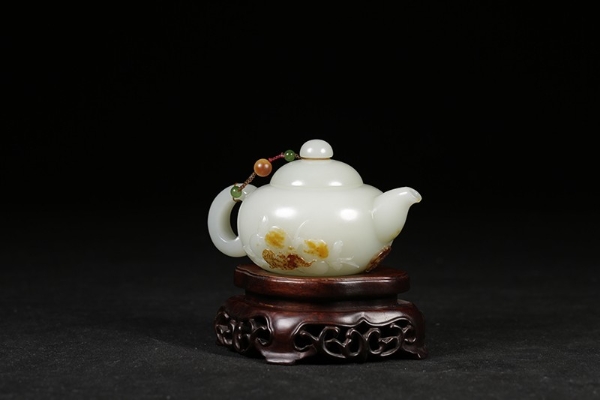 破解非标品线上交易难题:藏玉APP的规范化探索与启示 