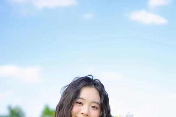 从梁家辉电影中的童星到区瑞强演唱会嘉宾 姚心悦的舞台成长线
