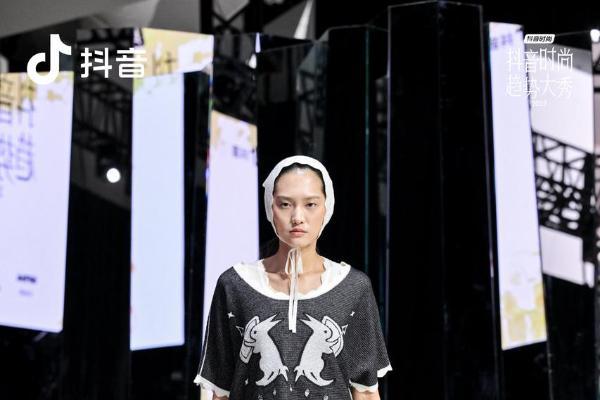 “万相” 之中，看见中国设计的时代回响