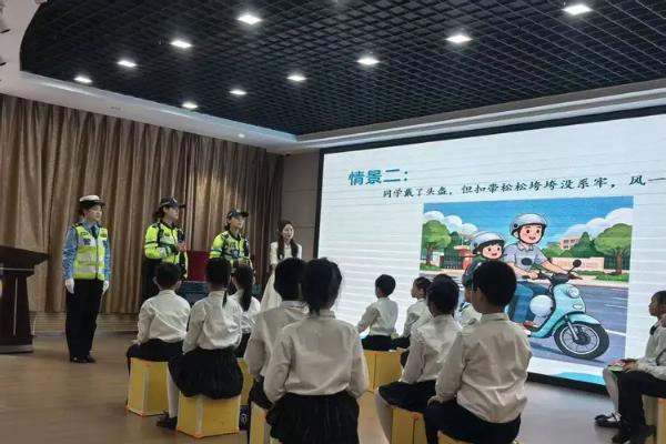九号安全出行守护行动进校园 江苏南通交警携手九号电动车开展安全科普