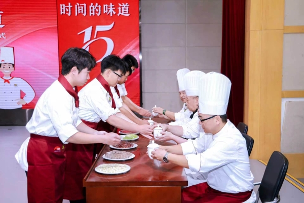 《时间的味道——李锦记希望厨师15周年报告》正式发布，镌刻少年"被厨艺改写的人生"